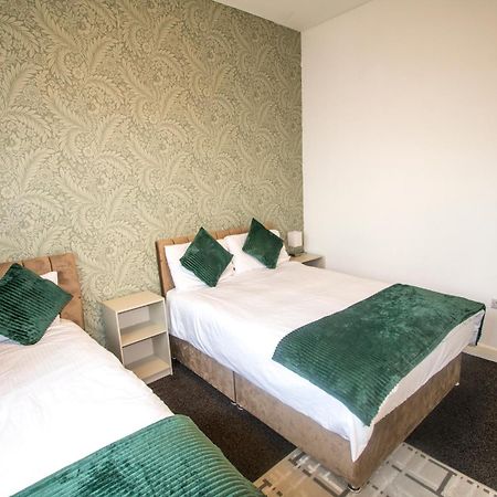 Ideal For Groups - 2 Bedroom Apartment - Free Parking, Transit Links, Close To Stadiums Manchester Exterior foto
