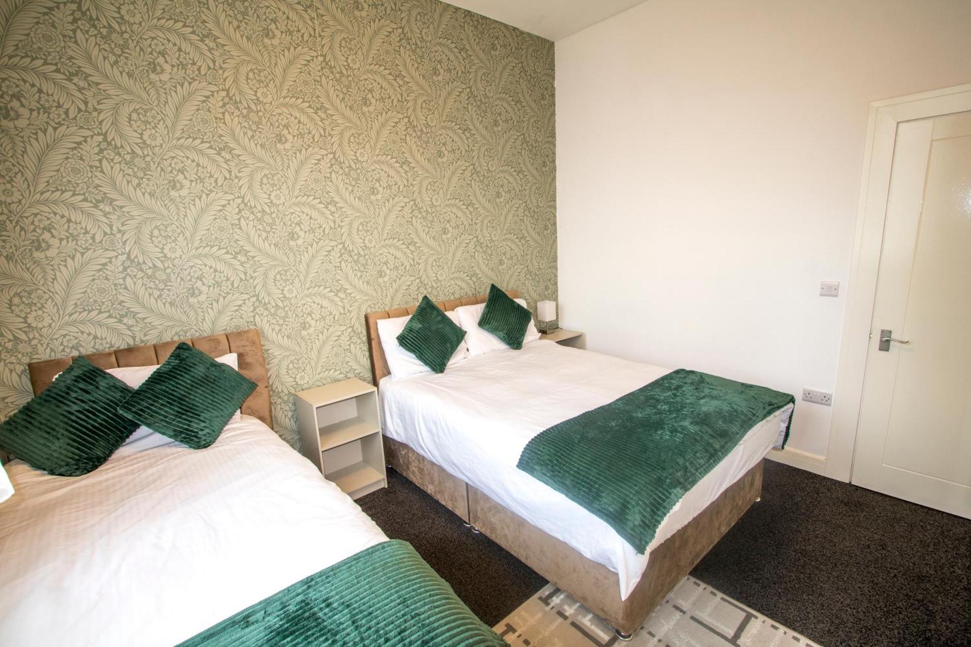 Ideal For Groups - 2 Bedroom Apartment - Free Parking, Transit Links, Close To Stadiums Manchester Exterior foto