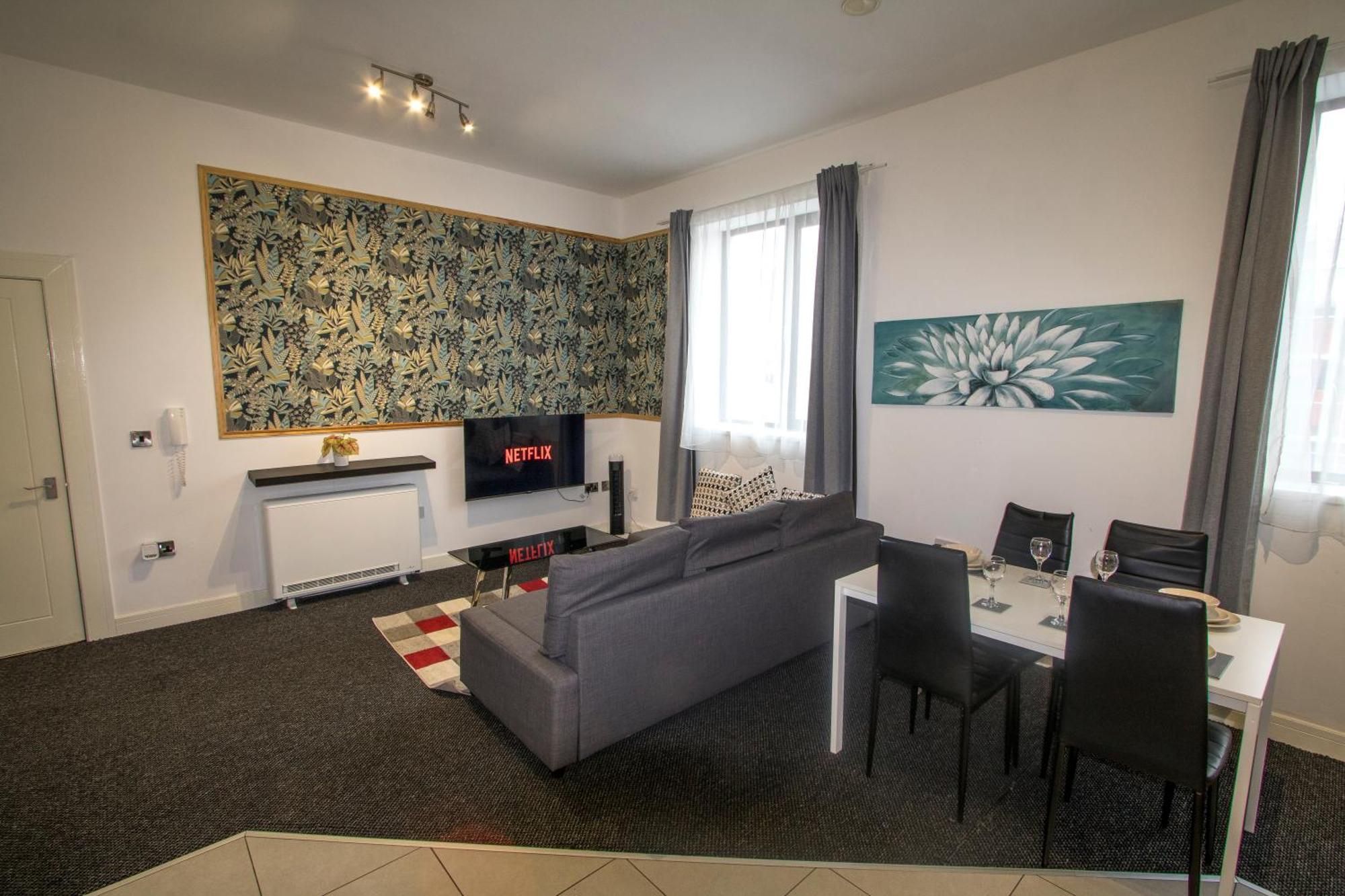 Ideal For Groups - 2 Bedroom Apartment - Free Parking, Transit Links, Close To Stadiums Manchester Exterior foto